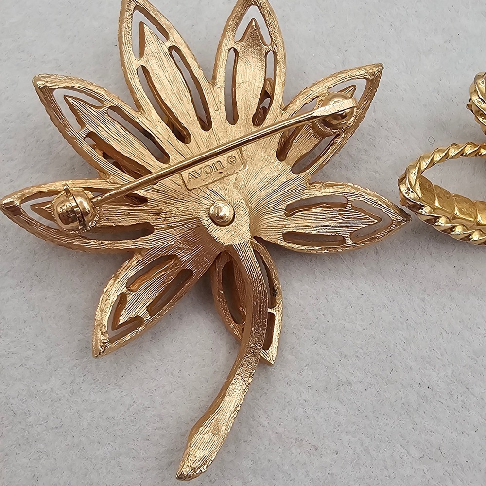 Vintage Rhinestone Brooch Lot of 2 Gold Tone Leaf Green Floral Spray Pins - Picture 2 of 12